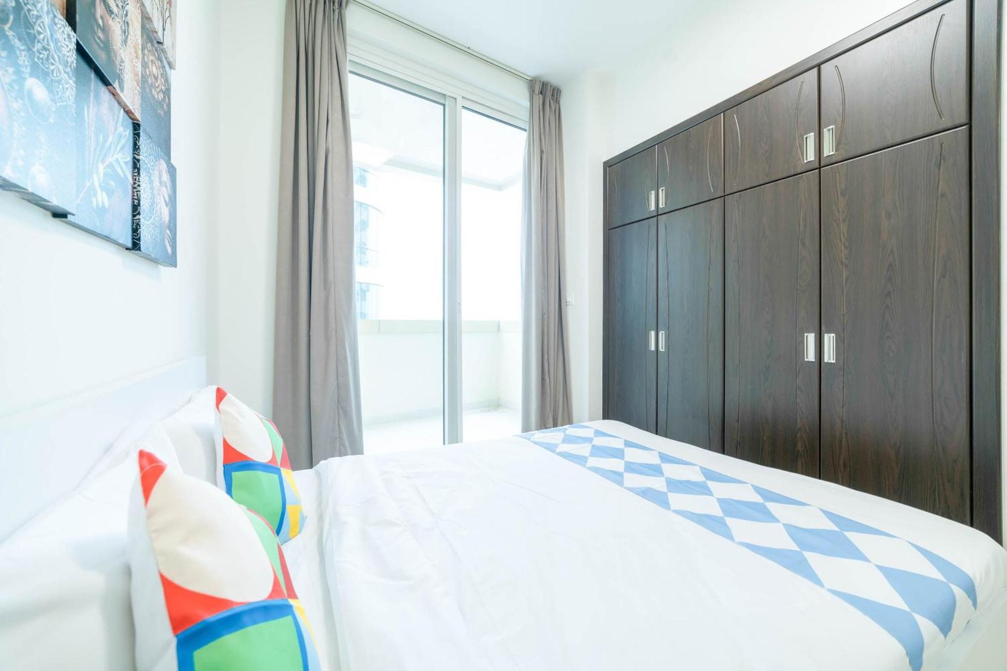 Oyo 589 Najma Tower, Two Bedrooms Apartments, Sports City ドバイ エクステリア 写真